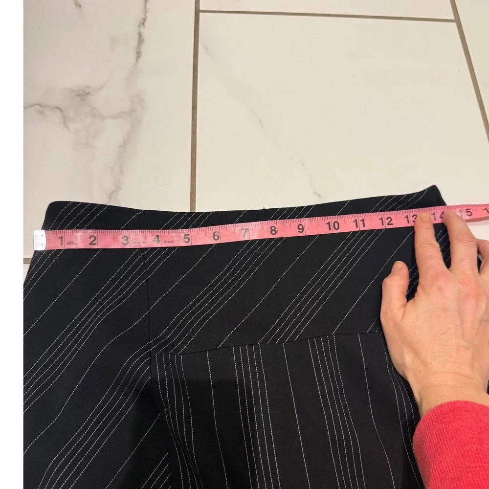 S Pearl Black Pinstripe Pencil Skirt Zipper Knee Length‎ Womens Size 6